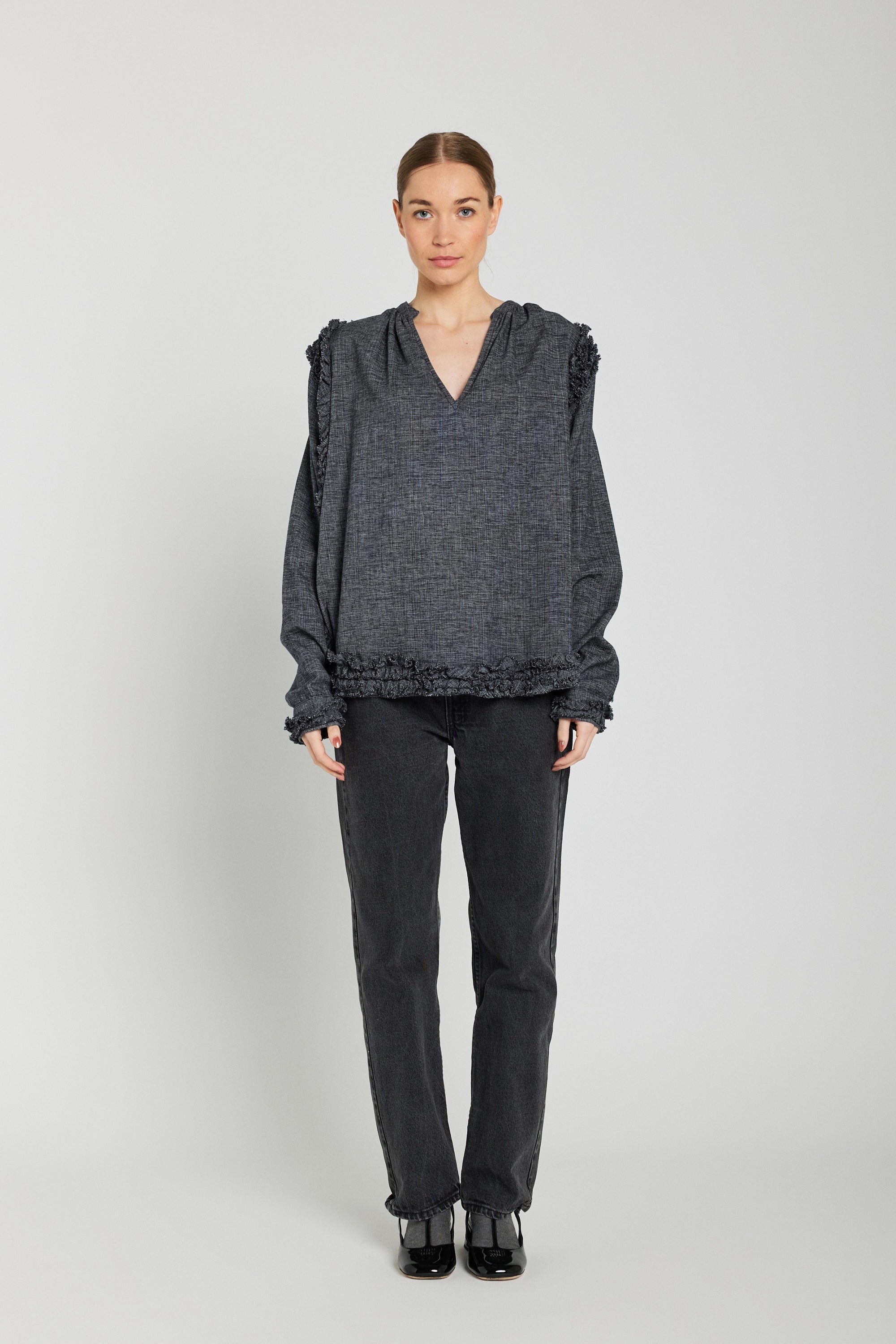 blouse grise volants v de vinster