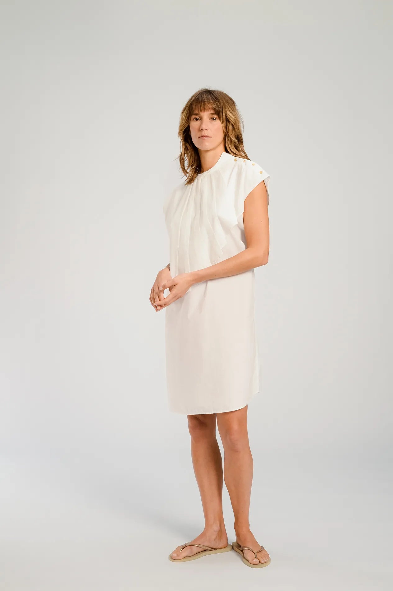 blanche boutons v de vinster dress
