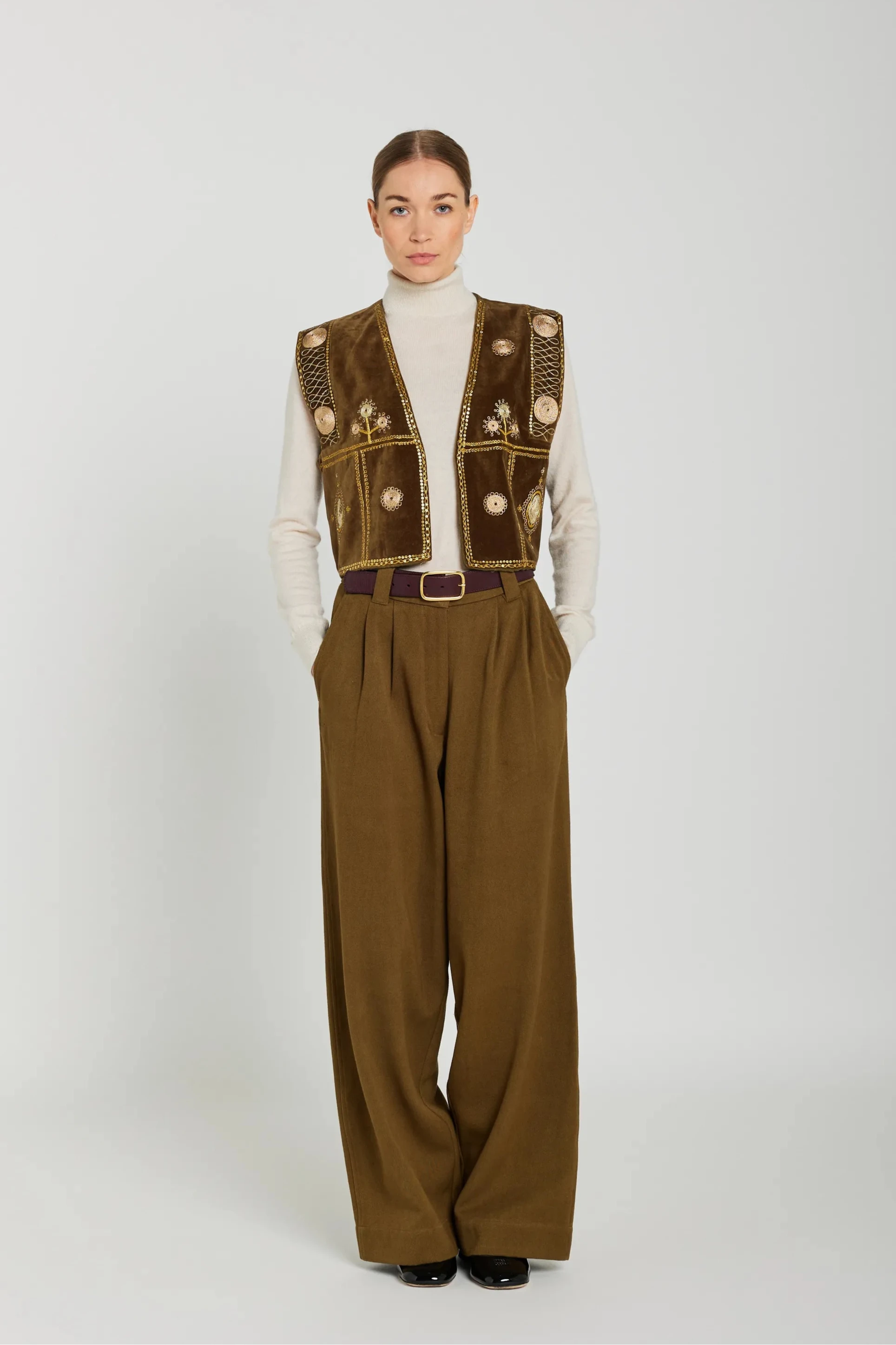 Boléro v de vinster kaki coti