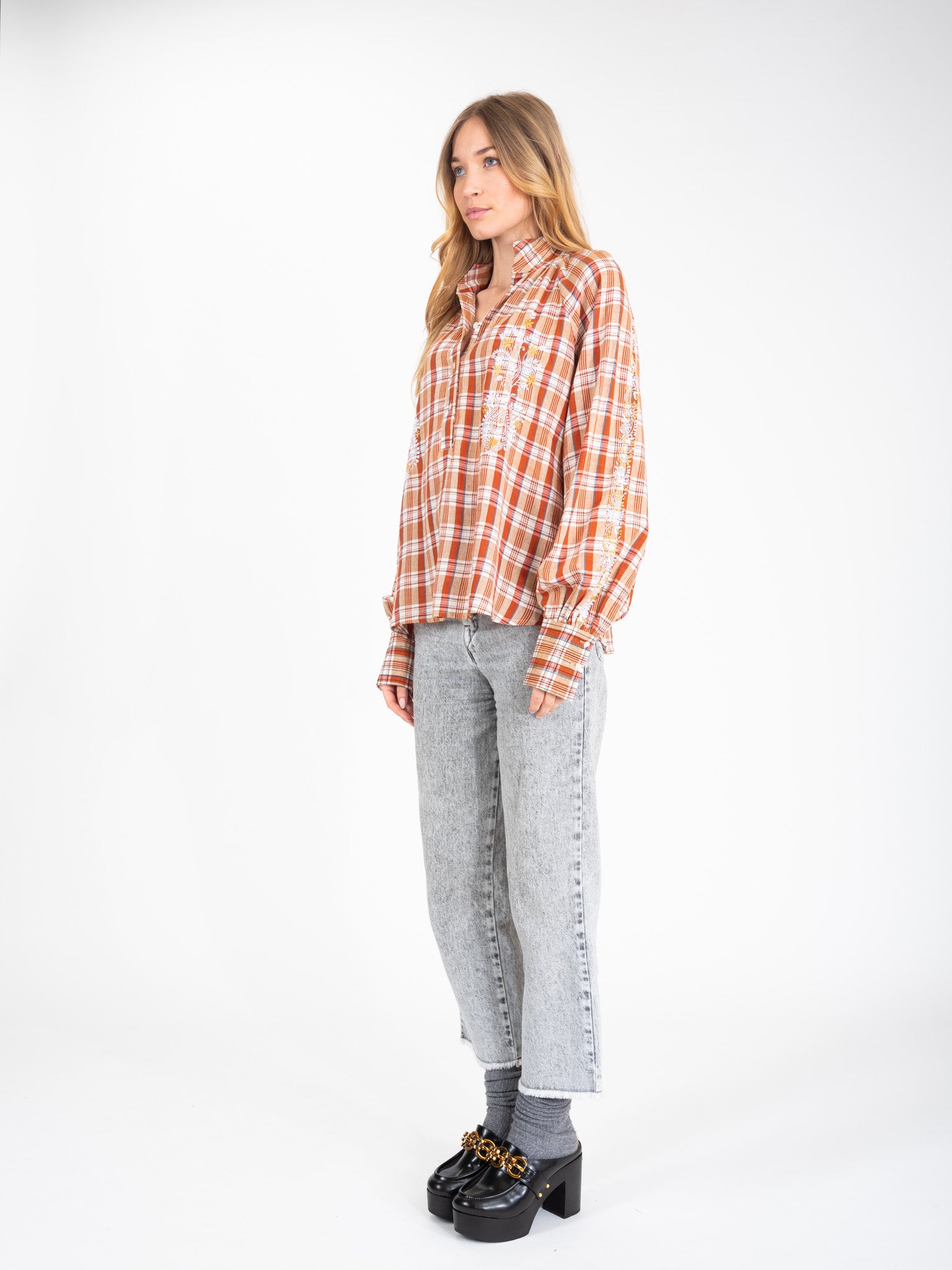 Blouse tartan brique et camel brodée SURPRISE