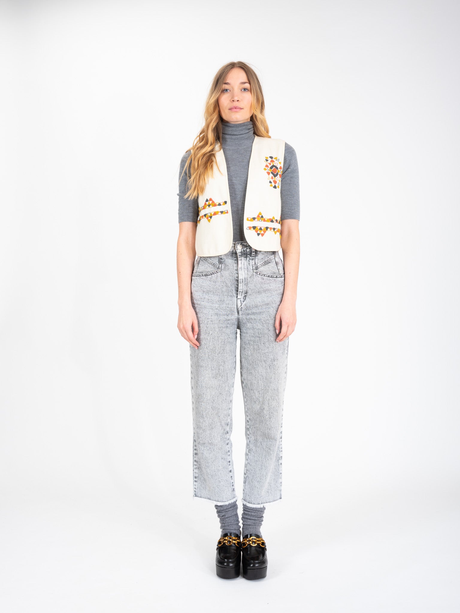 Boléro blanc en laine brodé PLAYFUL