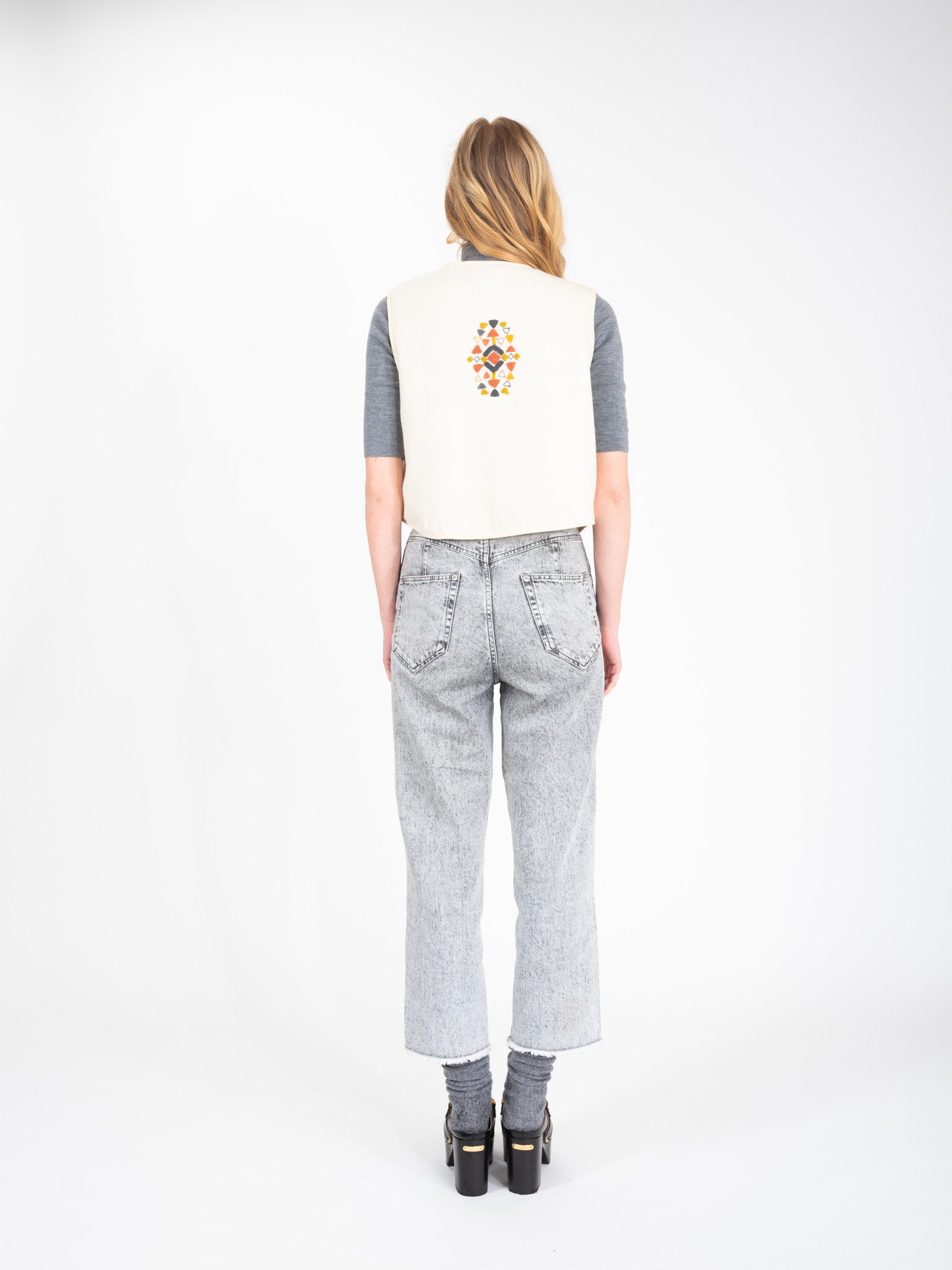 Boléro blanc en laine brodé PLAYFUL