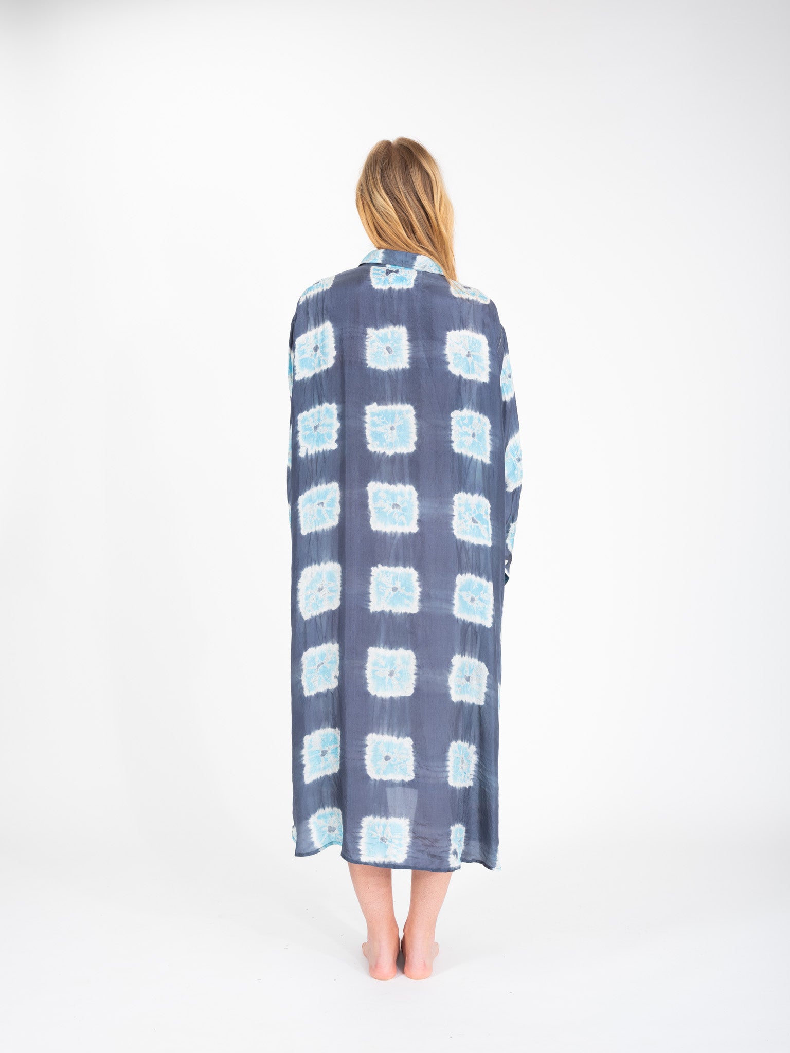 Robe en soie bleu mulberry