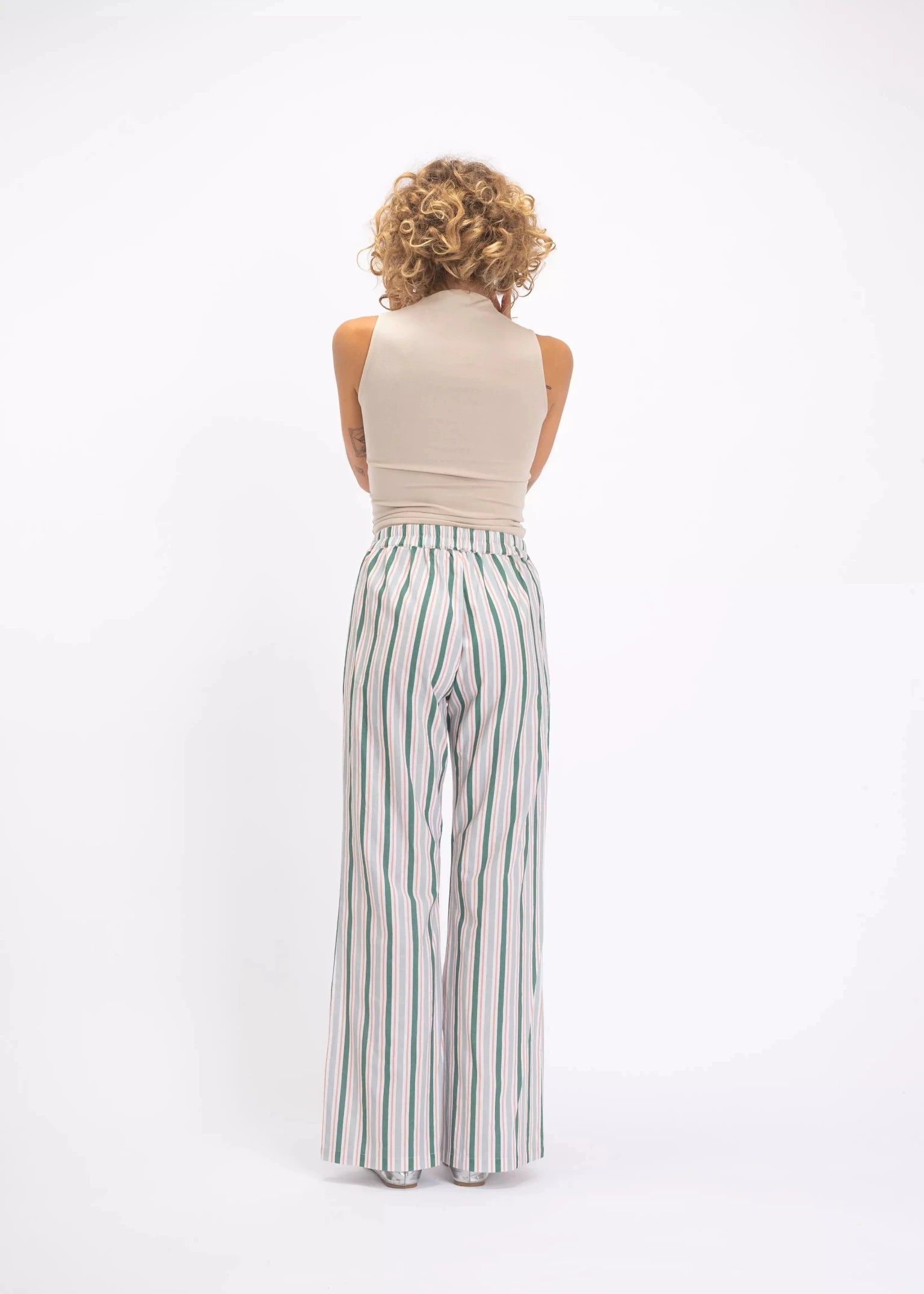 PANTALON V DE VINSTER BRODÉ