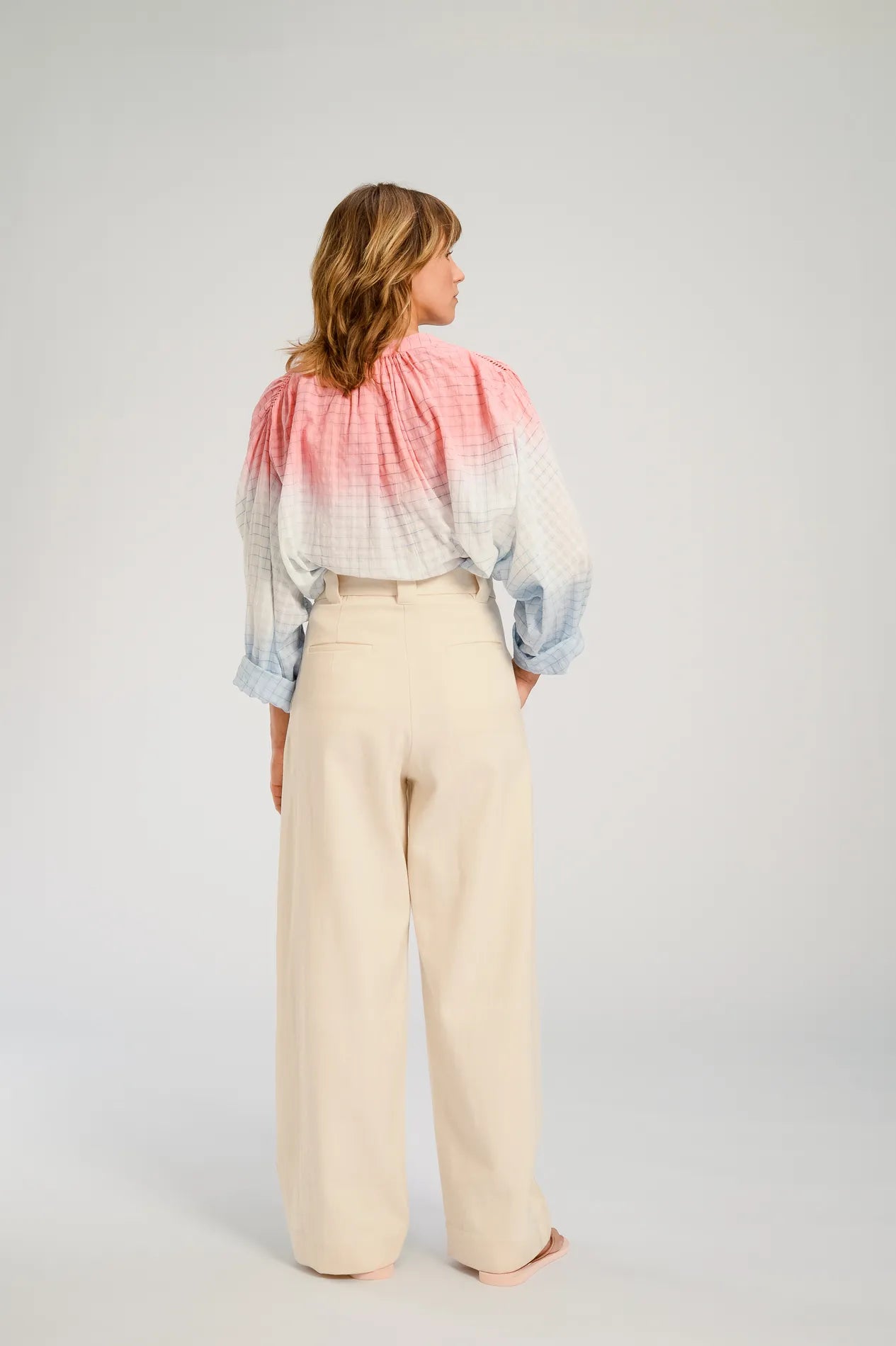 V DE VINSTER TIE AND DYE HIMI BLUE PINK BLOUSE