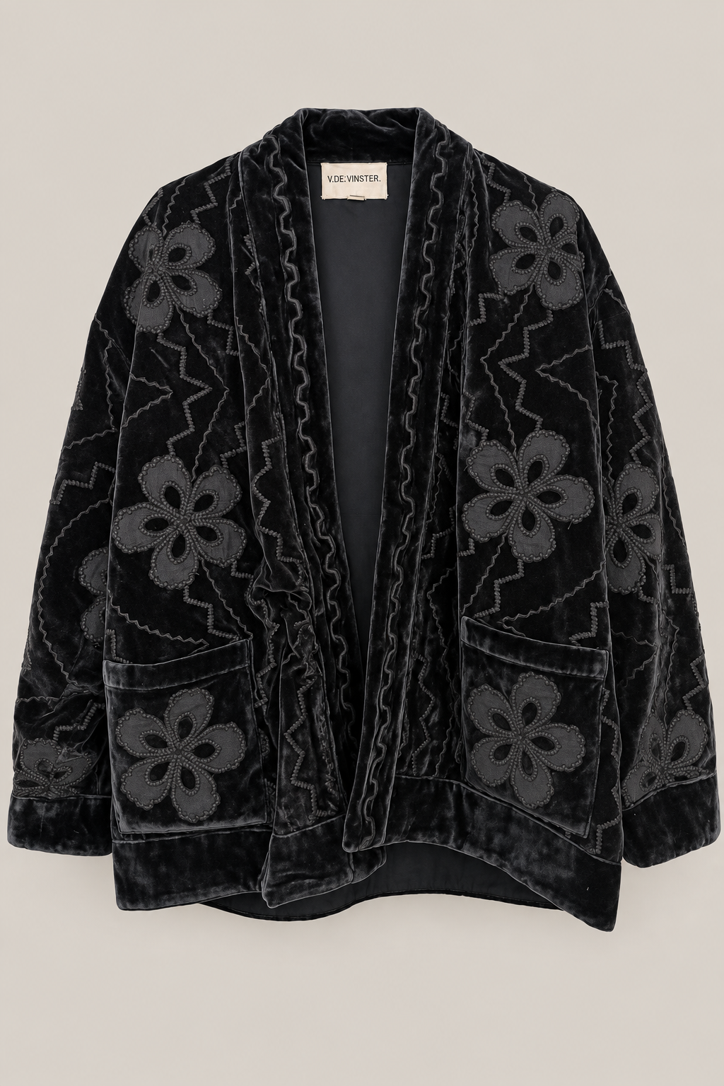 ISAAC black velvet kimono