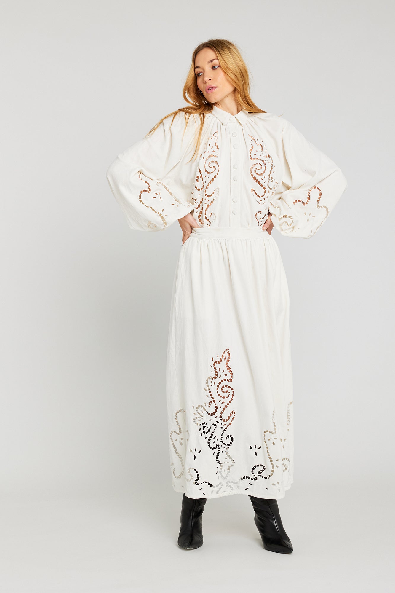 Jupe en velours ajourée blanc LOVE