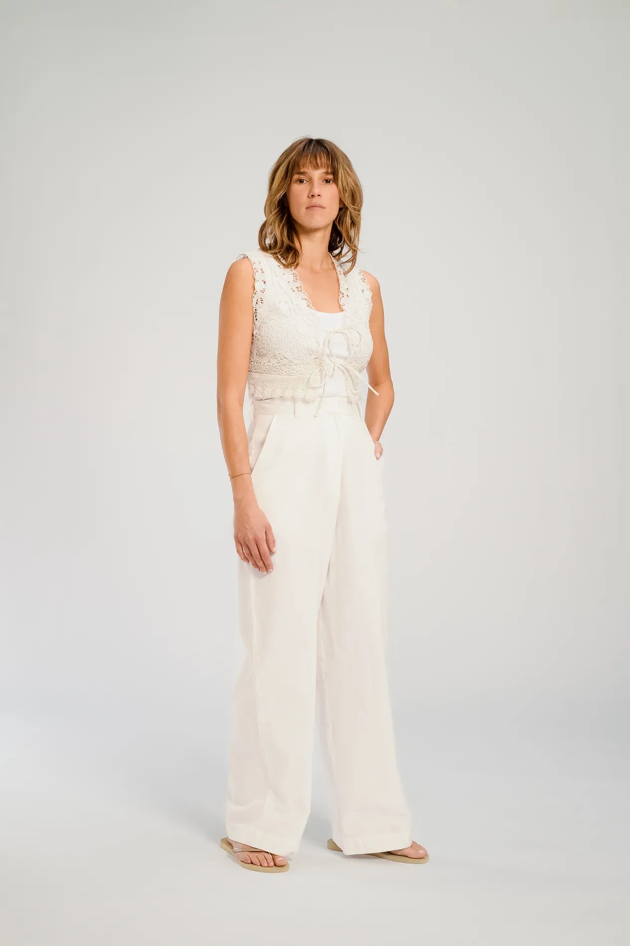 Top blanc en dentelle MERU