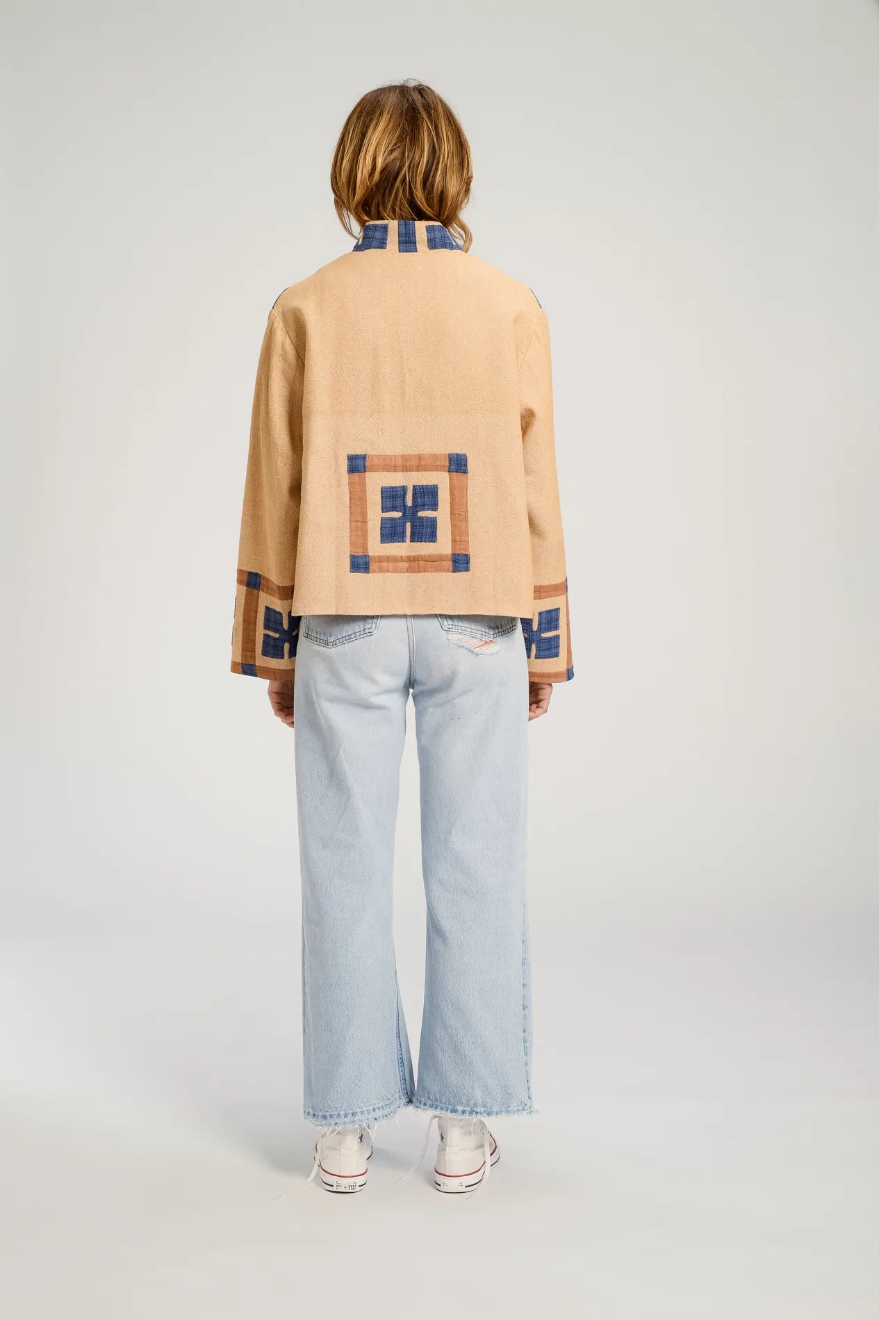 NARA V DE VINSTER VESTE MOTIFS PATCHWORK