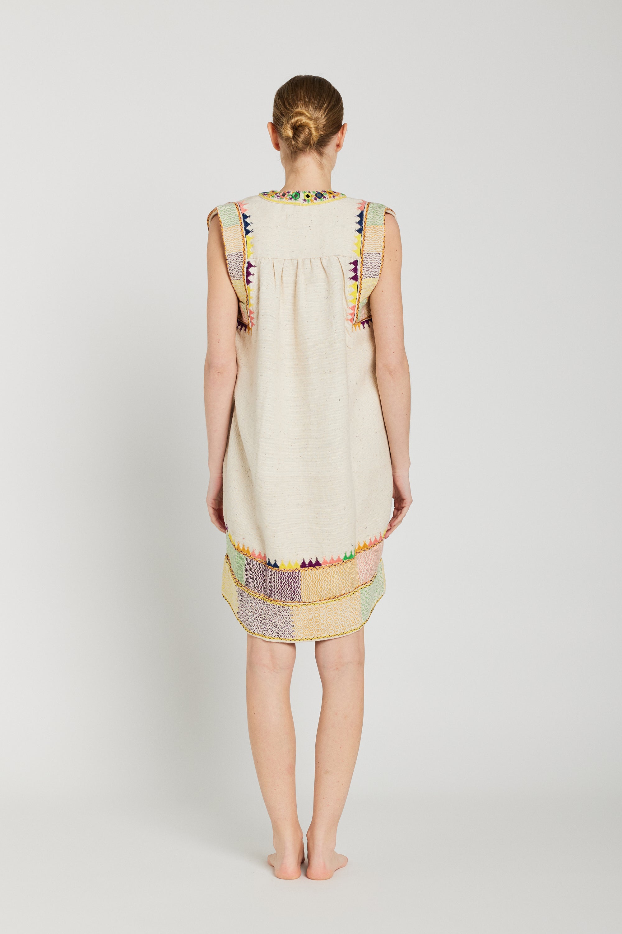 Robe brodée SARASWATI