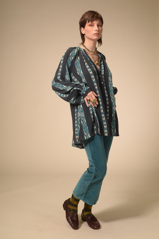 Blouse en viscose bleue imprimée Ida