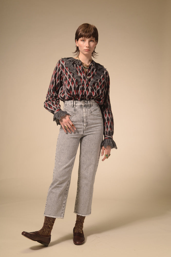 Blouse imprimée noire volant Namaste