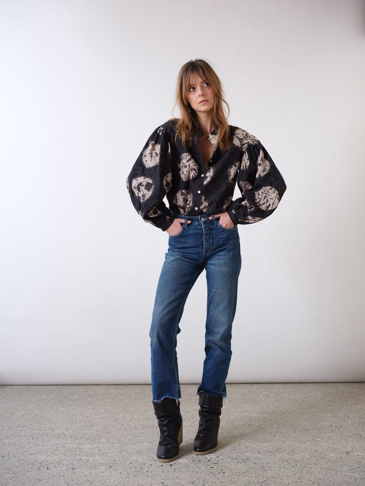 Soufiane black tie and dye shirt