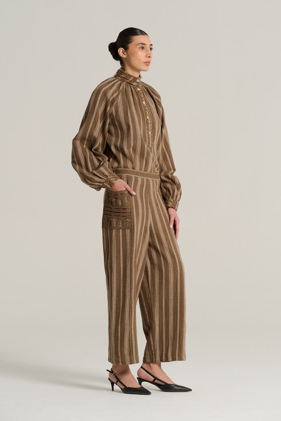 ARTHUR tobacco linen trousers