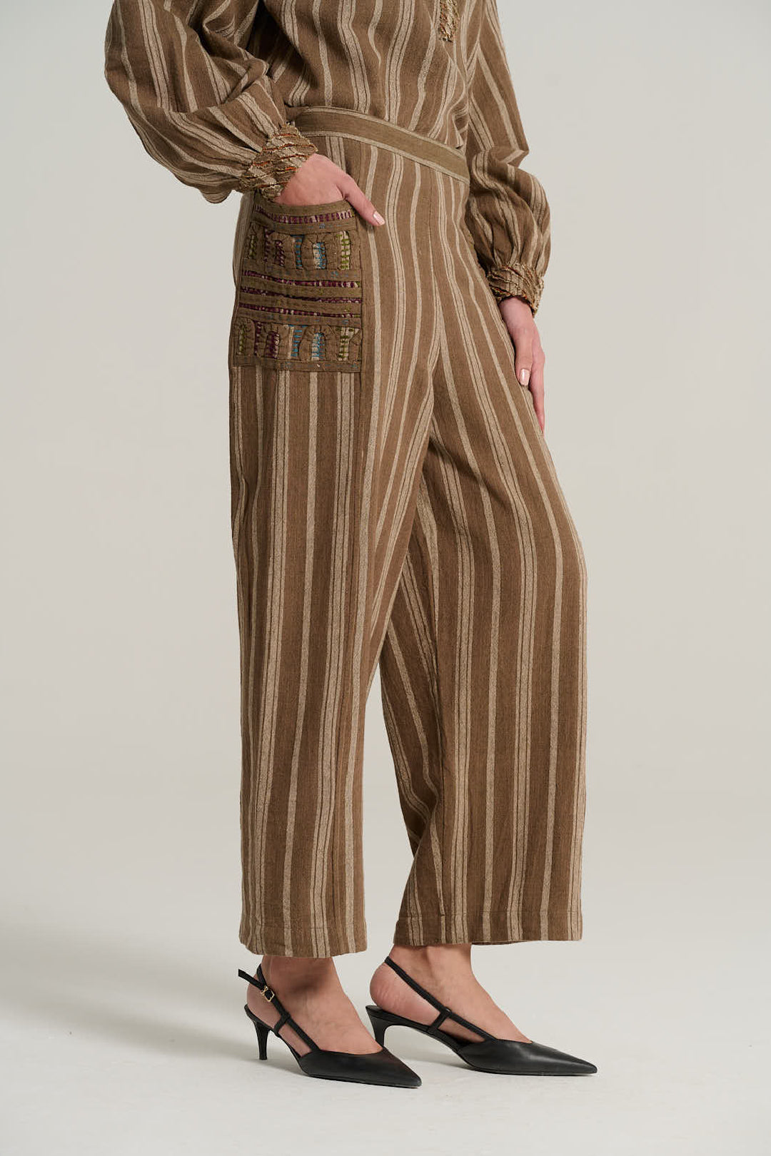 ARTHUR tobacco linen trousers