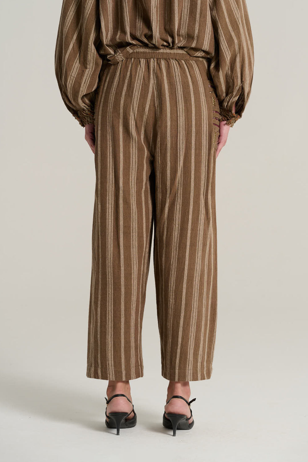 ARTHUR tobacco linen trousers