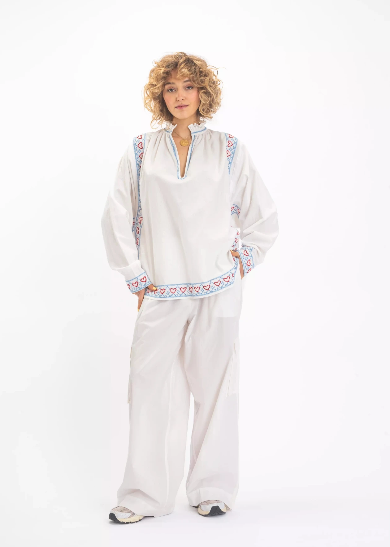 v de vinster blouse brodée blanche