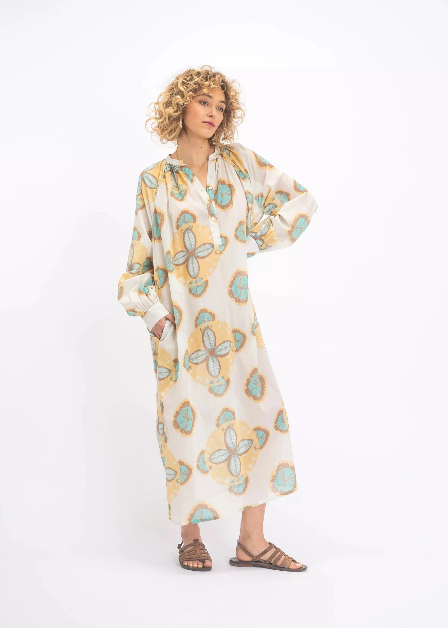 robe v de vinster jaune fluide