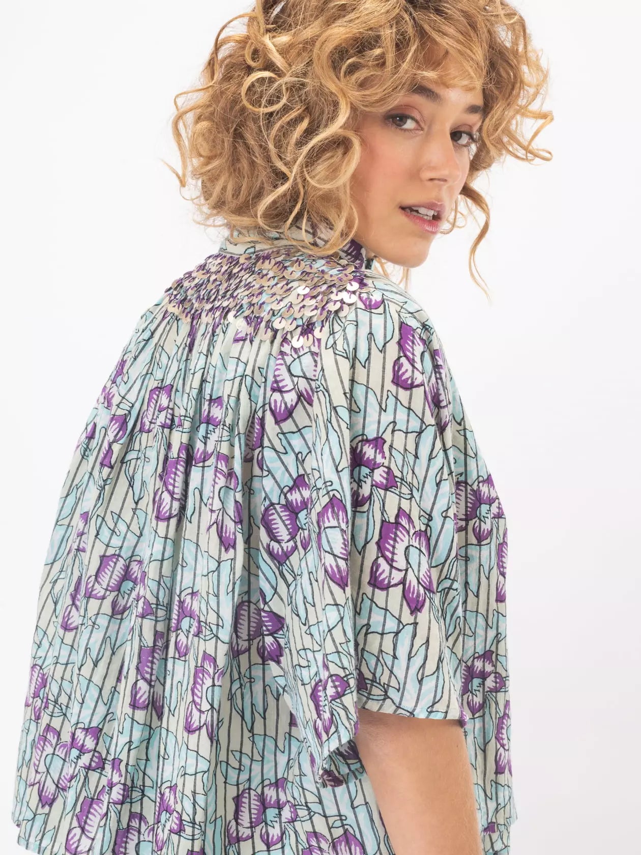 V DE IVNSTER ROBE BLEU COURTE