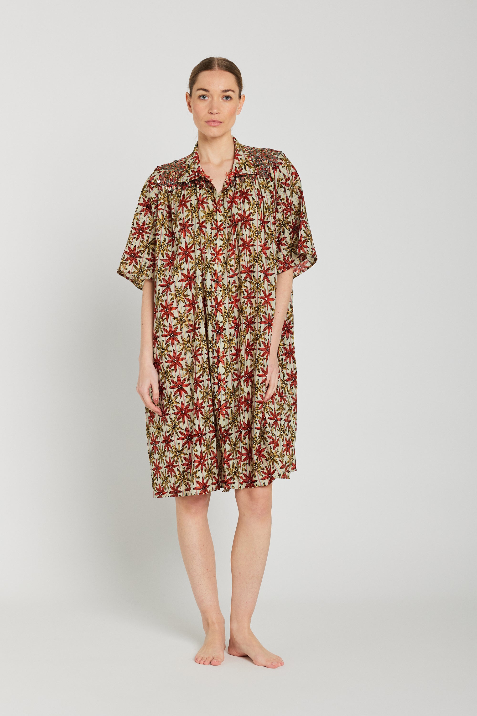 Robe courte fleurie à pampilles brique BHUMI