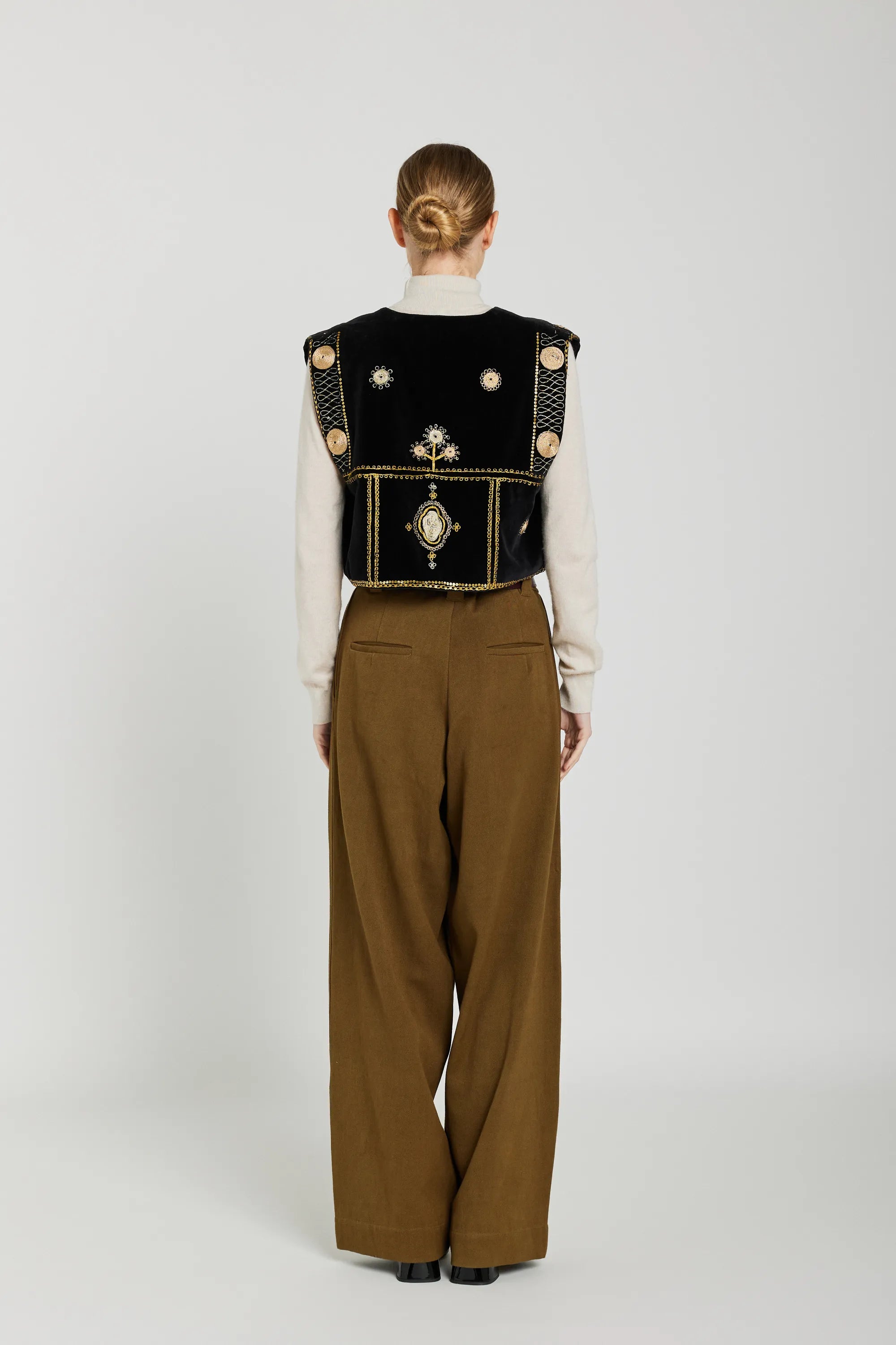 bolero noir v de vinster brodé 