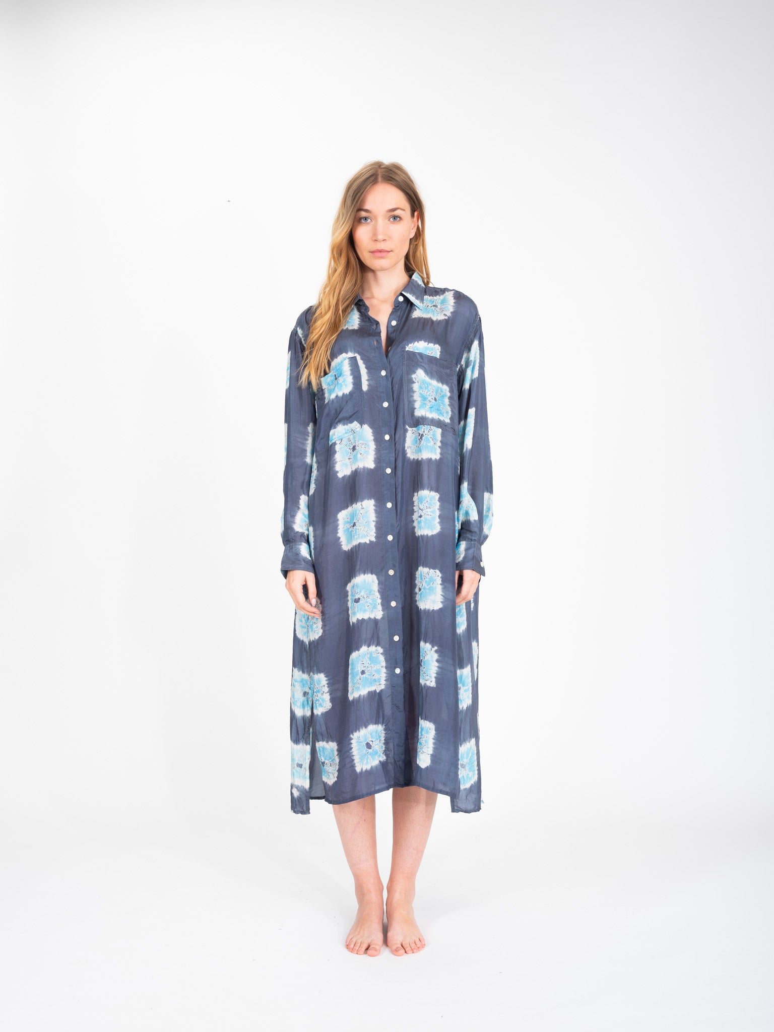 Robe en soie bleu mulberry