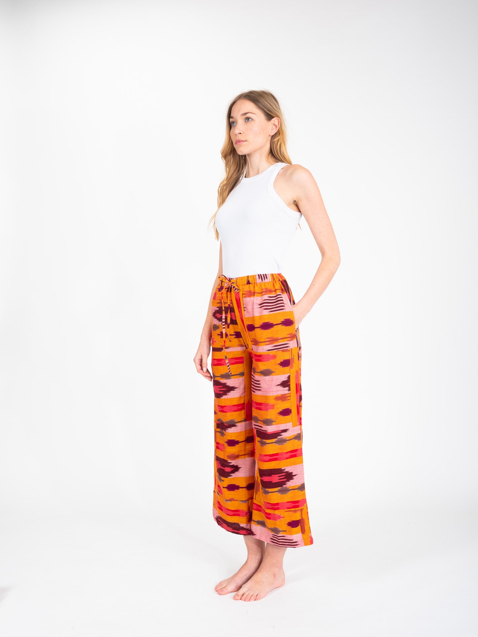 Pantalon imprimé rose orange Ikat nilai