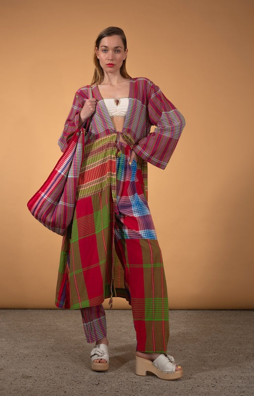 Robe manteau long rouge à carreaux RUDRA