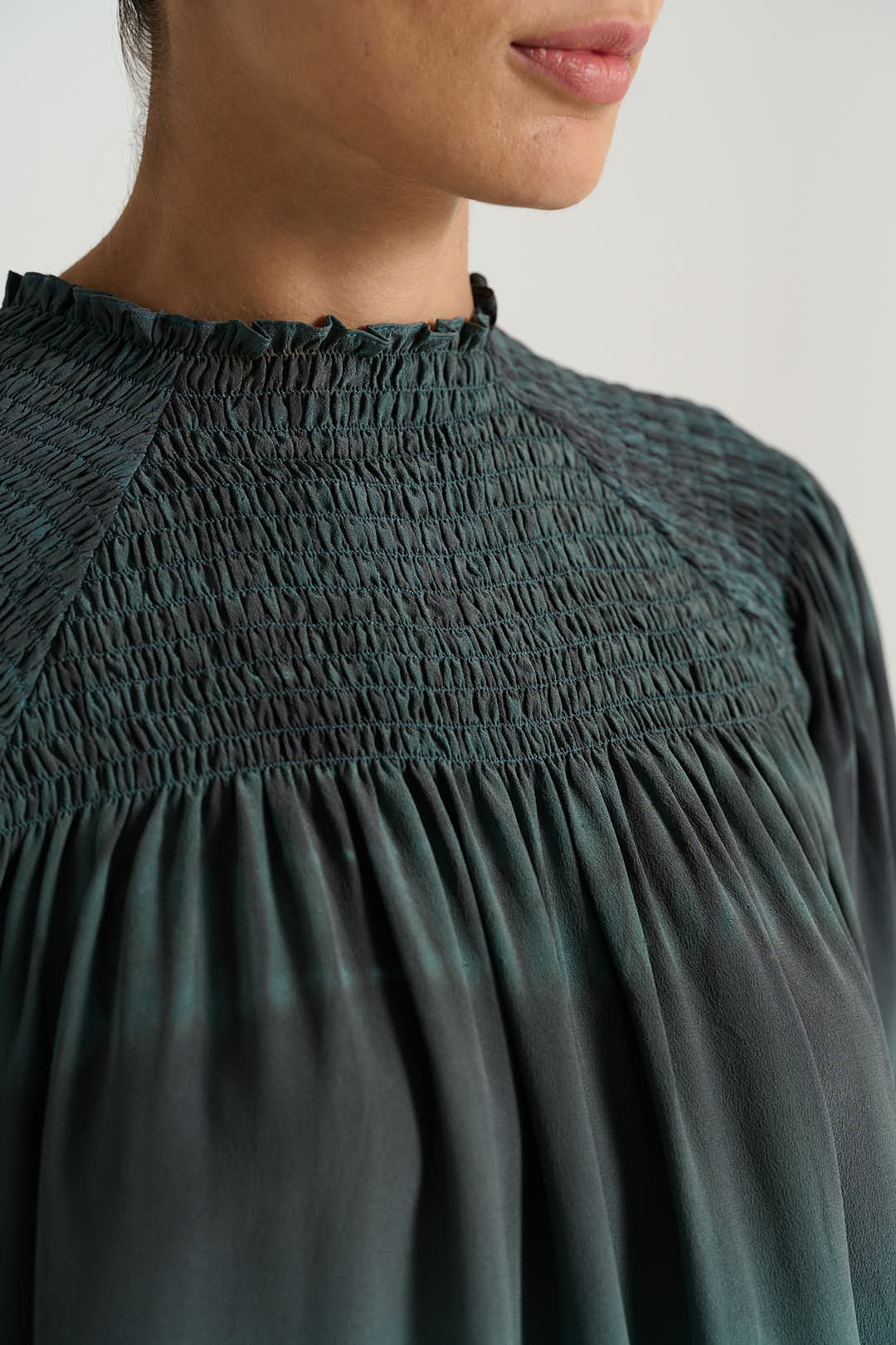 Blouse en soie verte SAM