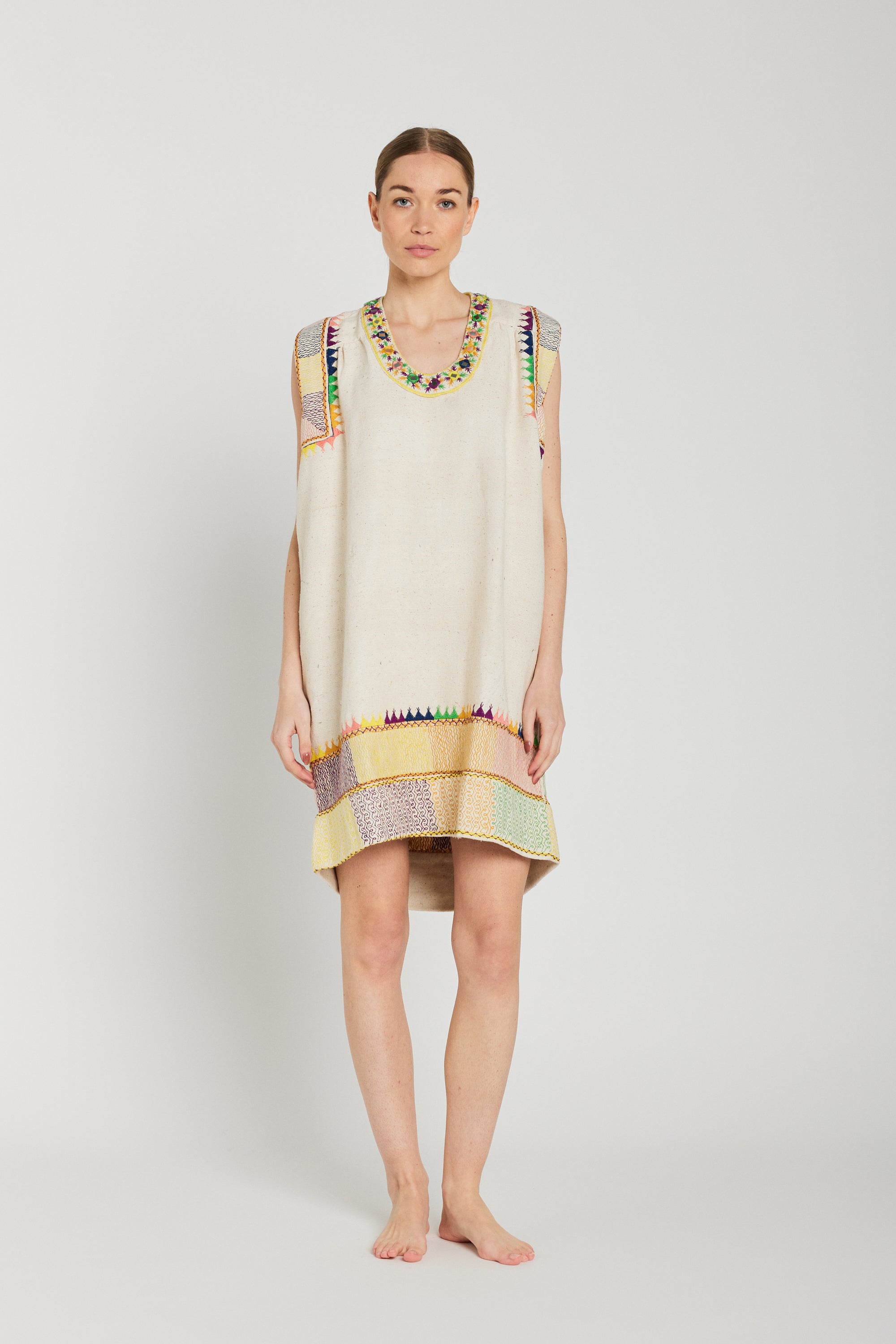 Robe brodée SARASWATI