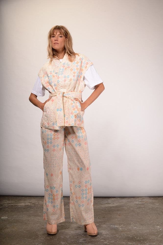 Kimono sans manches matelassé pastel Ikat