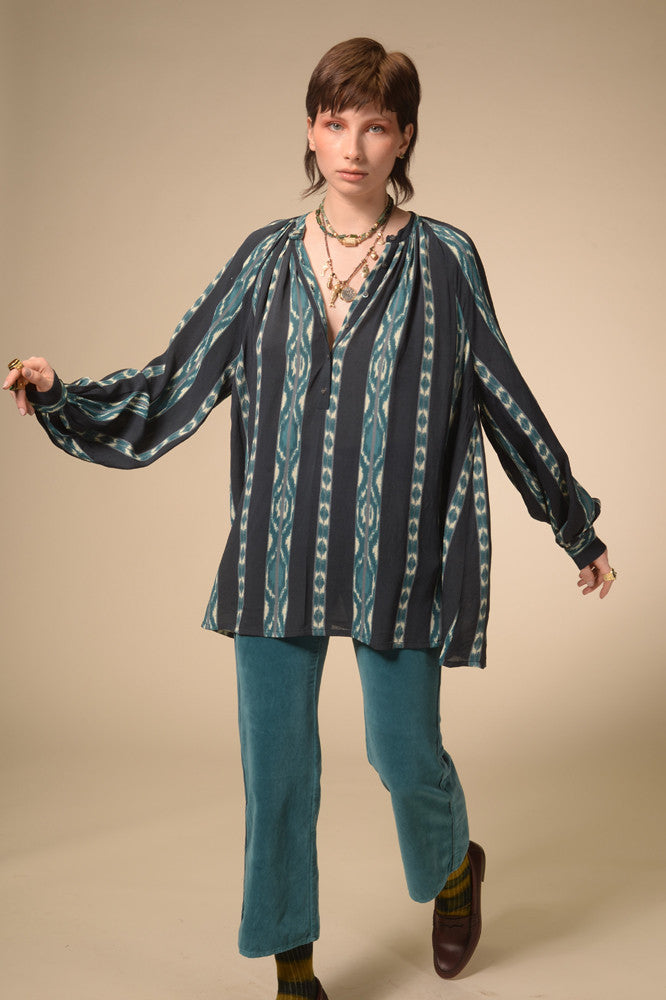 Blouse en viscose bleue imprimée Ida