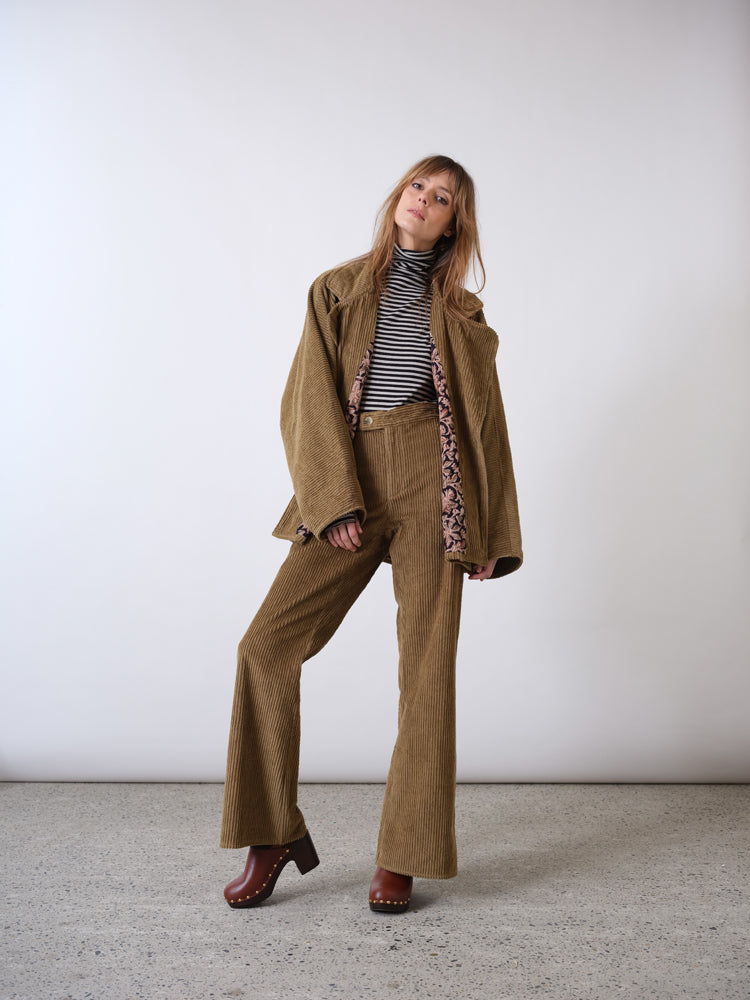 Veste courte en velours côtelé marron Barbara