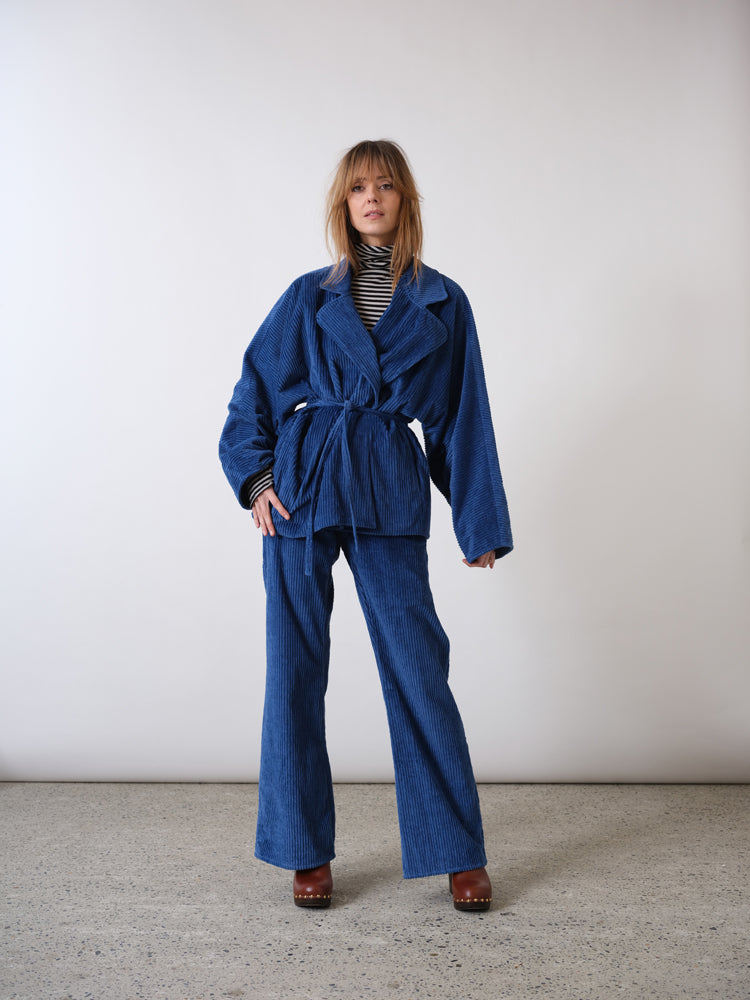 Veste courte en velours côtelé bleu Barbara